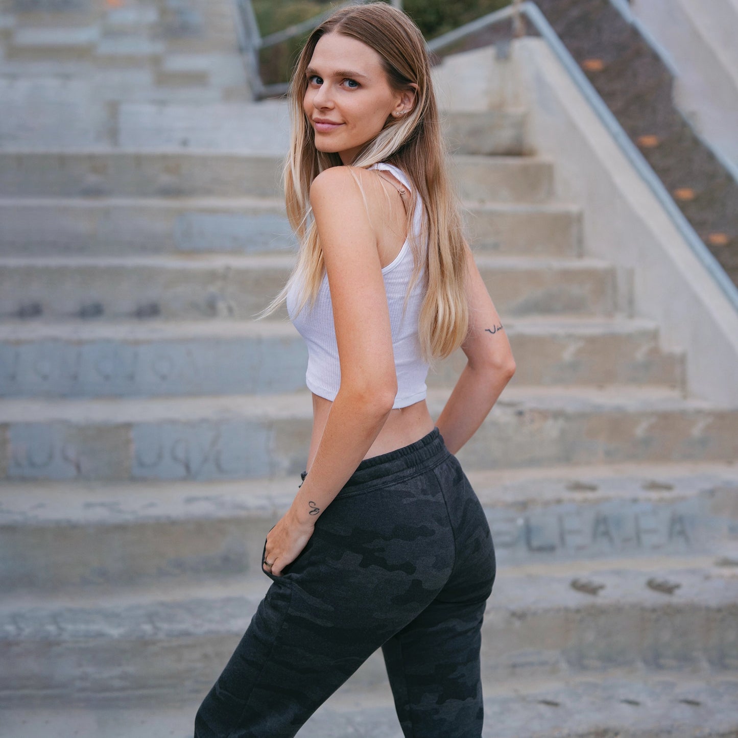 women's camo wash sweats